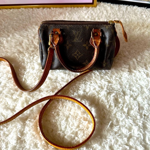 Louis Vuitton Vintage Monogram Nano Speedy with Rare Long Louis Vuitton Strap - Picture 1 of 16